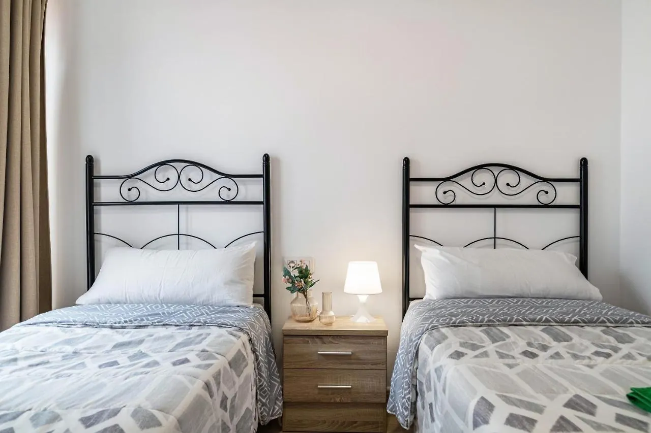 Ganivet Home Арресифе